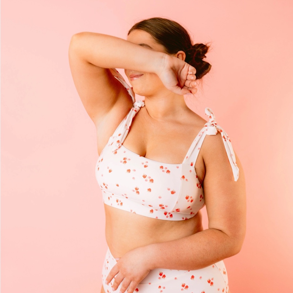 Maeflower Strawberry Print 4-Piece Swim Set